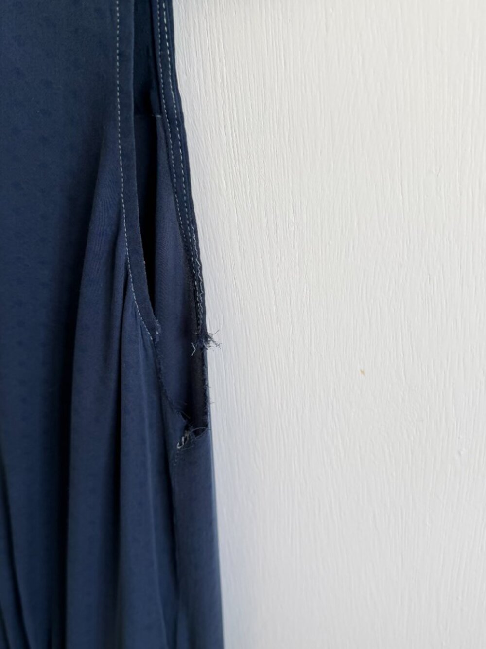 Vince 100% Silk Navy Midi Dress Minimalist Luxury Sleeveless S - Picture 5 of 6
